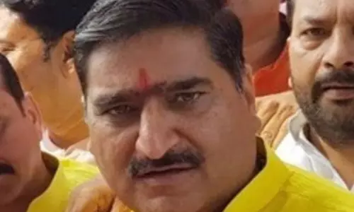 बीजेपी सांसद का विवादित बयान, हिंदुओं का हक छीन रहे मुसलमान