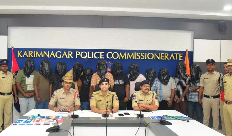 Karimnagar police ने साइबर क्राइम गिरोह का भंडाफोड़, सरगना समेत 12 गिरफ्तार