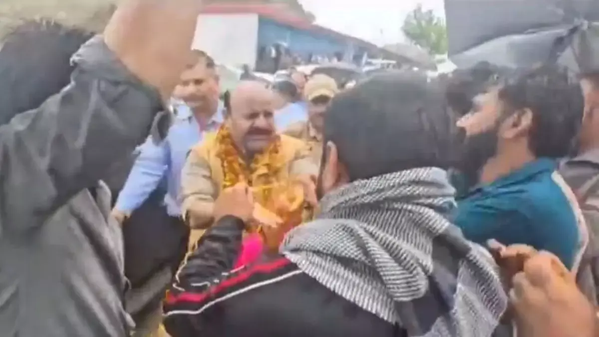 J&K के डिप्टी CM ने नौशेरा दौरे के दौरान सुरक्षा में चूक को लेकर MHA को पत्र लिखा