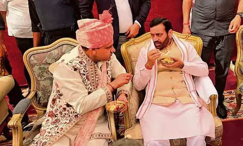 Haryana Diary: CM सैनी ने कांग्रेस विधायक के भतीजे की शादी में की शिरकत