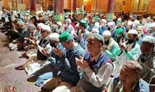 SRINAGAR अल्ताफ बुखारी ने शब-ए-कद्र पर लोगों को बधाई दी