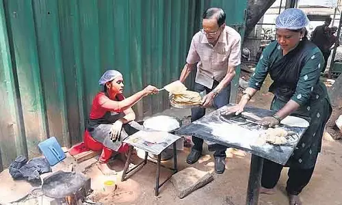 कर्नाटक में LPG सिलेंडर की समस्या का समाधान करें: CM ने केंद्र सरकार को पत्र लिखा कर्नाटक में LPG सिलेंडर की समस्या का समाधान करें: CM ने केंद्र सरकार को पत्र लिखा