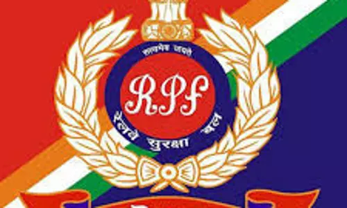 रेलवे स्टेशन के वेटिंग रूम में चोरी, RPF ने शातिर को दबोचा