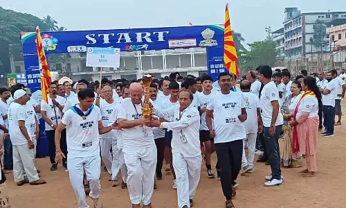 Karnataka : हज़ारों लोग दौड़ और साइकिलिंग में हिस्सा लेते हैं, जो एकता का संदेश फैलाती है