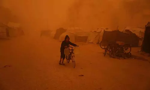 Gaza में इज़राइली हमलों में 12 लोग मारे गए