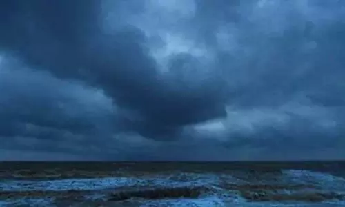नाउकास्ट चेतावनी, 3 Districts में तूफ़ानी मौसम की संभावना, मछुआरों को तट पर ही रहने की सलाह नाउकास्ट चेतावनी, 3 Districts में तूफ़ानी मौसम की संभावना, मछुआरों को तट पर ही रहने की सलाह