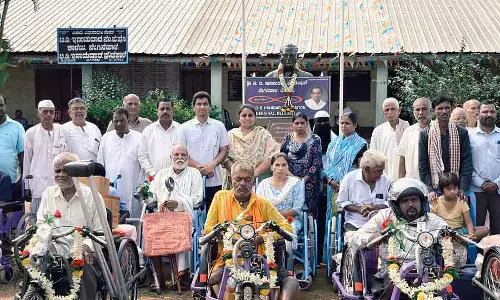 दिव्यांगों की दुर्दशा पर प्रतिक्रिया दें: Vikram इनामदार दिव्यांगों की दुर्दशा पर प्रतिक्रिया दें: Vikram इनामदार