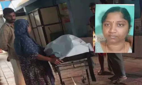 Kerala : नीलांबुर में सास ने बहू की कुल्हाड़ी से काटकर हत्या की Kerala : नीलांबुर में सास ने बहू की कुल्हाड़ी से काटकर हत्या की