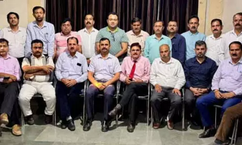 निजी स्कूल संघ का प्रतिनिधिमंडल DSEJ से मिला, मुद्दों को उठाया निजी स्कूल संघ का प्रतिनिधिमंडल DSEJ से मिला, मुद्दों को उठाया