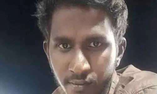 Chennai में नशे में धुत एक व्यक्ति ने ऑटो से महिला पर पेशाब किया, भीड़ ने पीट-पीटकर उसकी हत्या कर दी Chennai में नशे में धुत एक व्यक्ति ने ऑटो से महिला पर पेशाब किया, भीड़ ने पीट-पीटकर उसकी हत्या कर दी