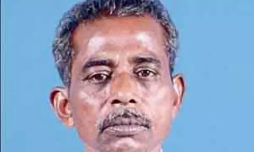 Bhubaneswar सना, अरविंद ने BJD उम्मीदवार को वोट देने को कहा Bhubaneswar सना, अरविंद ने BJD उम्मीदवार को वोट देने को कहा