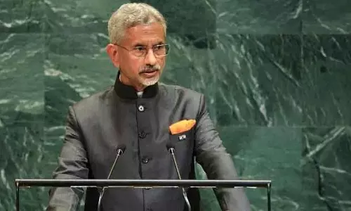 India ने ईरान से 550 से अधिक नागरिकों को निकाला; जयशंकर ने ट्रांज़िट सहायता के लिए आर्मेनिया का धन्यवाद किया India ने ईरान से 550 से अधिक नागरिकों को निकाला; जयशंकर ने ट्रांज़िट सहायता के लिए आर्मेनिया का धन्यवाद किया