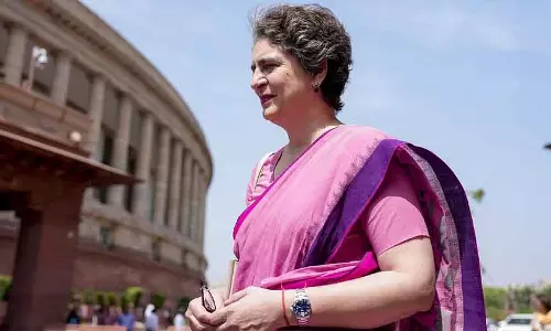 चुनाव कार्यक्रम भाजपा की सुविधा के अनुसार बनाया गया: Priyanka Gandhi चुनाव कार्यक्रम भाजपा की सुविधा के अनुसार बनाया गया: Priyanka Gandhi