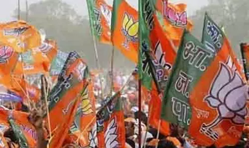 CPI पार्टी से निष्कासित MLA मुकुंदन BJP में शामिल हो गए