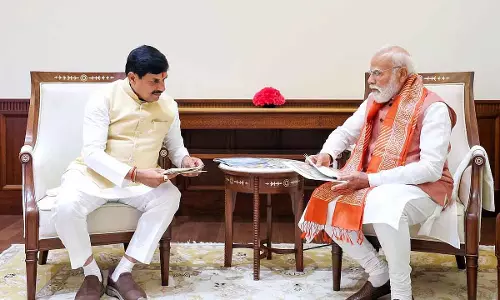CM ने दिल्ली में PM नरेंद्र मोदी से मुलाकात की, उन्हें राज्य की विकास पहलों के बारे में जानकारी दी
