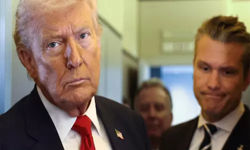 Trump ने सात देशों से होर्मुज जलडमरूमध्य की सुरक्षा के लिए युद्धपोत तैनात करने का किया आह्वान