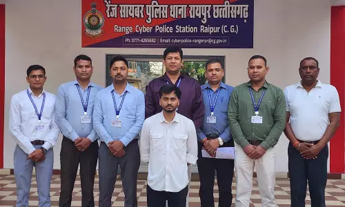 डिजिटल अरेस्ट करने वाला गिरफ्तार, रायपुर के पीड़ित को 58 लाख वापस दिलाई साइबर टीम ने डिजिटल अरेस्ट करने वाला गिरफ्तार, रायपुर के पीड़ित को 58 लाख वापस दिलाई साइबर टीम ने