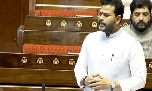 Kinjarapu Ram Mohan Naidu ने बताया—संघर्ष के बीच 4335 उड़ानें रद्द