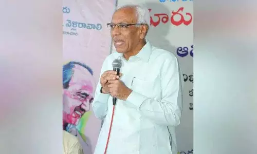 KCR ने नंदिनी सिद्दा रेड्डी को साहित्य अकादमी पुरस्कार के लिए बधाई दी