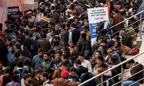 फरवरी में शहरी unemployment 3 महीने के निचले स्तर 6.6% पर पहुंची
