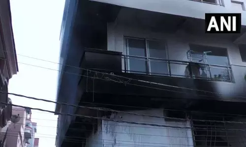 शॉर्ट सर्किट से घर में लगी आग, दमकल की तत्परता से टला बड़ा हादसा