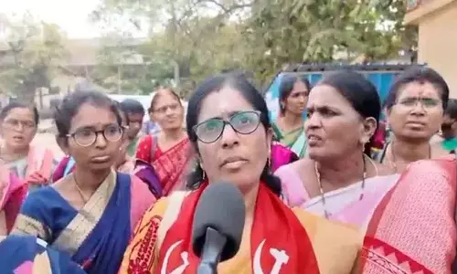 CM रेवंत रेड्डी को तुरंत इस्तीफ़ा देना चाहिए: आंगनवाड़ी शिक्षिका
