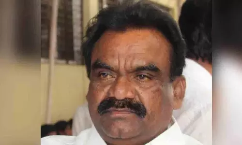 MLA मंडुला सैमुअल के घर पर अंडों से हमला