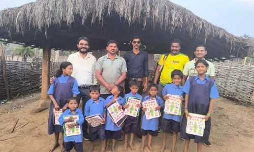 अबूझमाड़ के कारकाबेड़ा में पहली बार खुला स्कूल, बच्चों को मिली शिक्षा की सुविधा