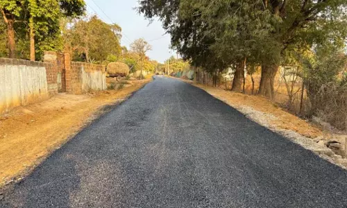 जनदर्शन में ग्रामीणों की मांग पर कलेक्टर नम्रता जैन की तत्परता जनदर्शन में ग्रामीणों की मांग पर कलेक्टर नम्रता जैन की तत्परता