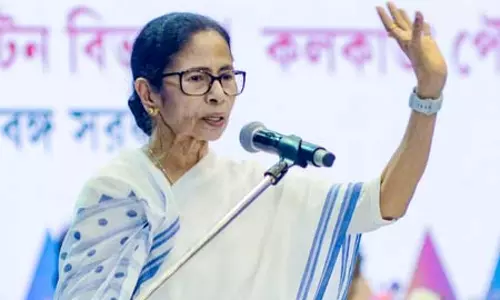 अफसरों के तबादले पर विवाद, सीएम ममता ने मुख्य चुनाव आयुक्त को लिखा पत्र