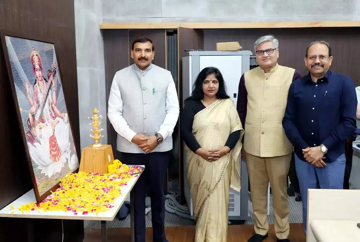 Hisar: प्रो. नरसी राम बिश्नोई ने पूर्व छात्रों की भूमिका बताई Hisar: प्रो. नरसी राम बिश्नोई ने पूर्व छात्रों की भूमिका बताई