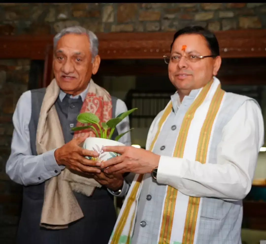 Dehradun: धामी से विजय बहुगुणा की शिष्टाचार मुलाकात