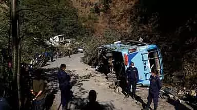 Nepal में सड़क दुर्घटना में 7 तमिलों की मौत : तमिलनाडु सरकार ने शवों को वापस लाने के लिए कदम उठाए Nepal में सड़क दुर्घटना में 7 तमिलों की मौत : तमिलनाडु सरकार ने शवों को वापस लाने के लिए कदम उठाए