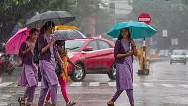 आज South तमिलनाडु में बारिश की संभावना है आज South तमिलनाडु में बारिश की संभावना है