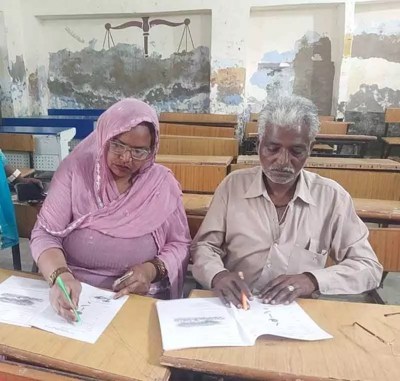Ambala में 10,000 से अधिक वयस्कों ने साक्षरता परीक्षा दी Ambala में 10,000 से अधिक वयस्कों ने साक्षरता परीक्षा दी