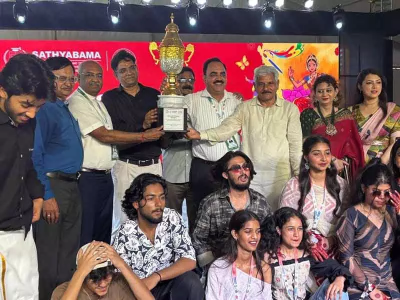 Kurukshetra विश्वविद्यालय राष्ट्रीय युवा महोत्सव में चैंपियन बना Kurukshetra विश्वविद्यालय राष्ट्रीय युवा महोत्सव में चैंपियन बना