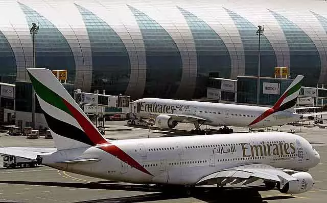 Dubai हवाई अड्डा अस्थायी रूप से बंद: एमिरेट्स कोच्चि लौटा Dubai हवाई अड्डा अस्थायी रूप से बंद: एमिरेट्स कोच्चि लौटा