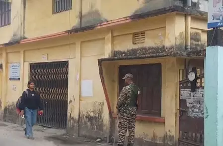 अवैध कॉल सेंटर मामले में ED की कार्रवाई, 10 ठिकानों पर छापे अवैध कॉल सेंटर मामले में ED की कार्रवाई, 10 ठिकानों पर छापे