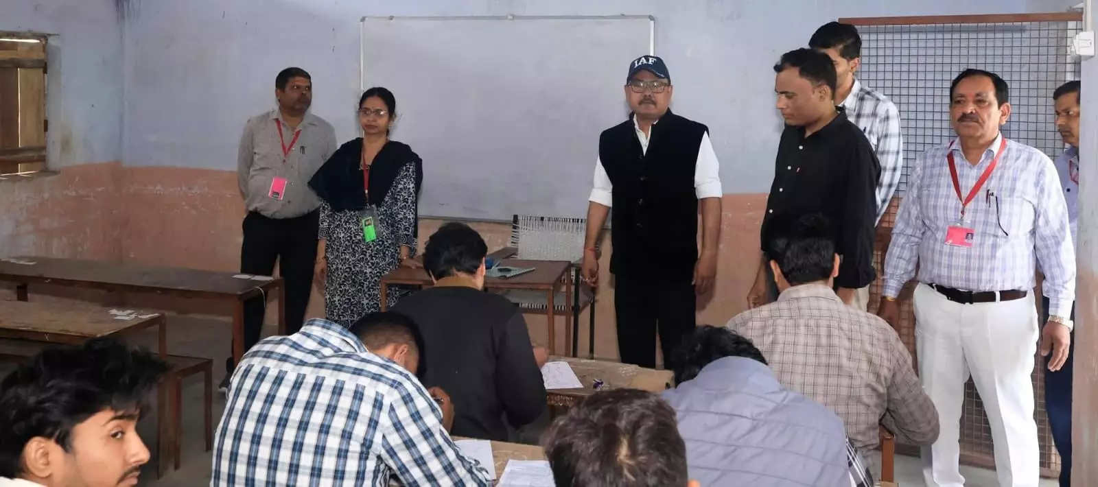 Bareilly: भर्ती परीक्षा केंद्रों का डीएम ने किया निरीक्षण Bareilly: भर्ती परीक्षा केंद्रों का डीएम ने किया निरीक्षण