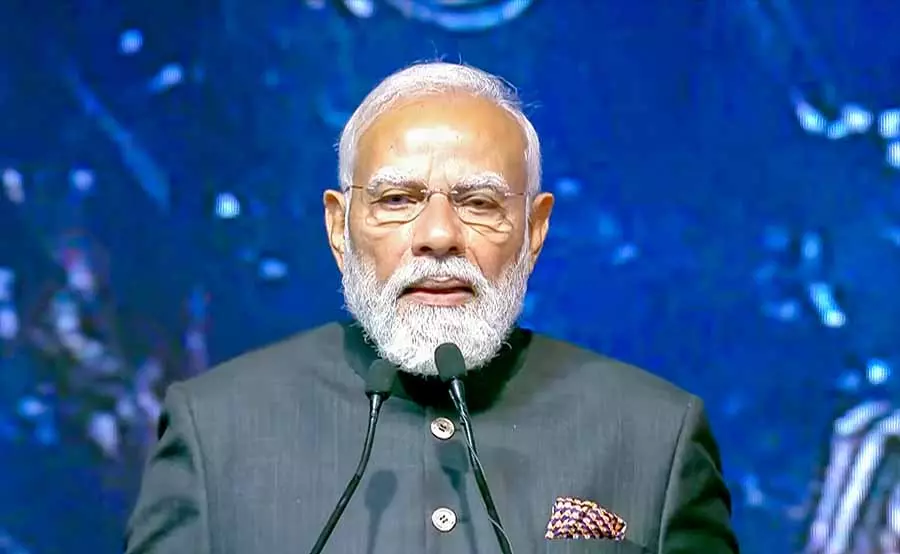 SCB में आग की दुर्घटना, PM मोदी ने पीड़ितों के परिवारों के लिए 2 लाख रुपये की अनुग्रह राशि की घोषणा की SCB में आग की दुर्घटना, PM मोदी ने पीड़ितों के परिवारों के लिए 2 लाख रुपये की अनुग्रह राशि की घोषणा की