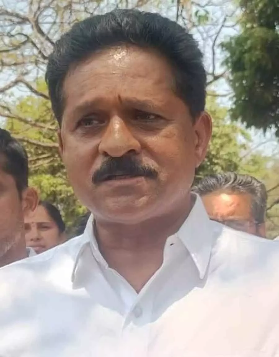 सुपारी उत्पादकों के ऋण माफ करने के लिए सरकार पर दबाव: Bhimanna Naik सुपारी उत्पादकों के ऋण माफ करने के लिए सरकार पर दबाव: Bhimanna Naik