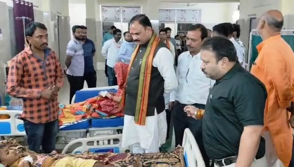 मरीजों की सेहत से समझौता नहीं : स्वास्थ्य मंत्री श्याम बिहारी जायसवाल मरीजों की सेहत से समझौता नहीं : स्वास्थ्य मंत्री श्याम बिहारी जायसवाल