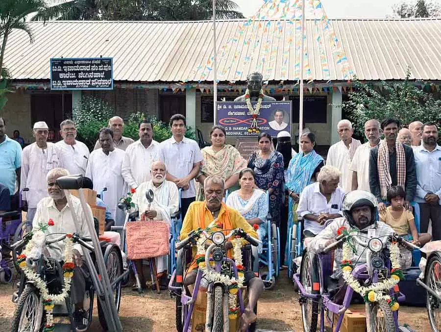 दिव्यांगों की दुर्दशा पर प्रतिक्रिया दें: Vikram इनामदार दिव्यांगों की दुर्दशा पर प्रतिक्रिया दें: Vikram इनामदार