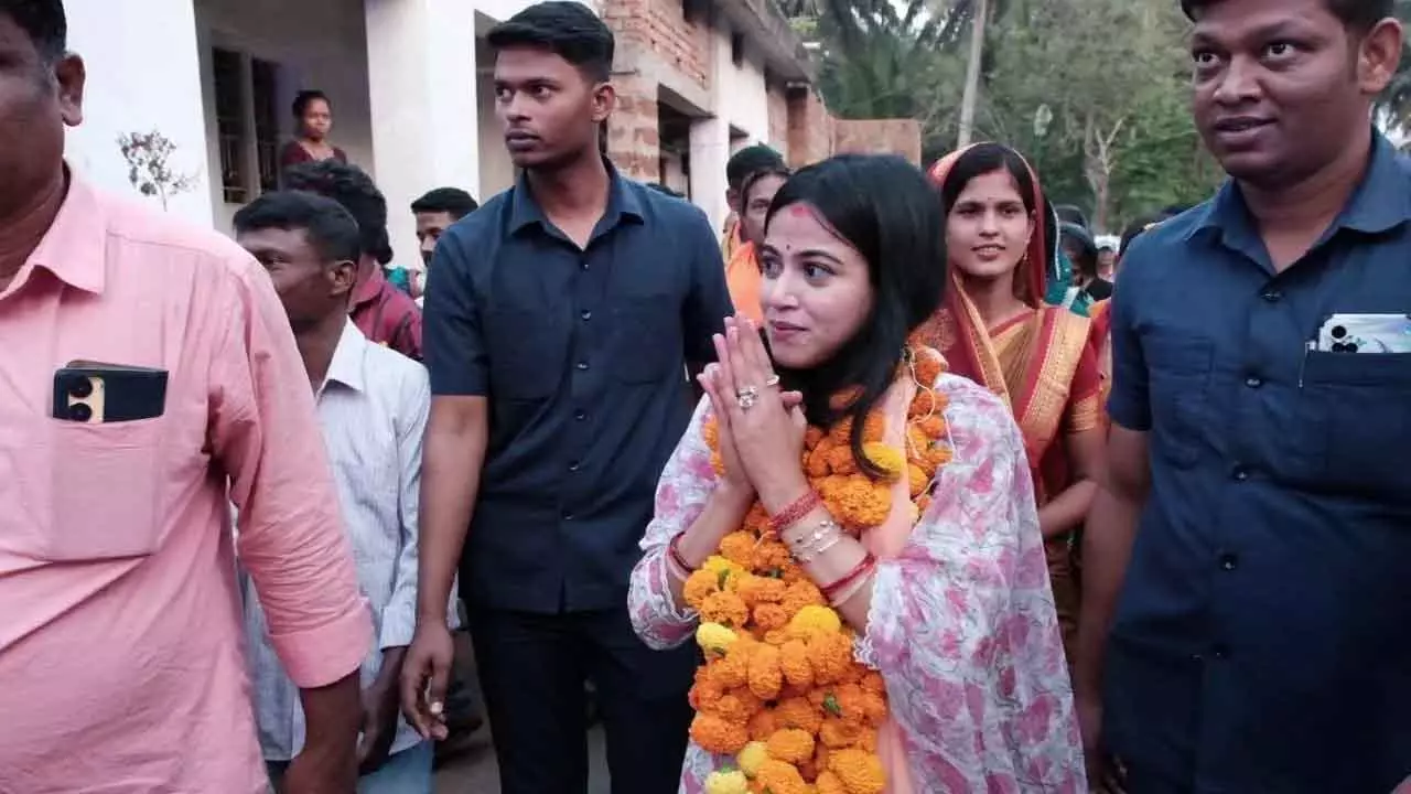 BJD ने उपासना महापात्रा को जारी किए गए दूसरे मतपत्र पर राज्यसभा चुनाव में दोबारा मतदान की मांग की BJD ने उपासना महापात्रा को जारी किए गए दूसरे मतपत्र पर राज्यसभा चुनाव में दोबारा मतदान की मांग की