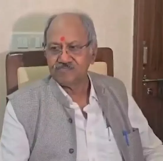 पर्यावरण संरक्षण को लेकर बृजमोहन की सक्रियता, ग्रीन क्रेडिट योजना से छत्तीसगढ़ को मिलेगा लाभ पर्यावरण संरक्षण को लेकर बृजमोहन की सक्रियता, ग्रीन क्रेडिट योजना से छत्तीसगढ़ को मिलेगा लाभ