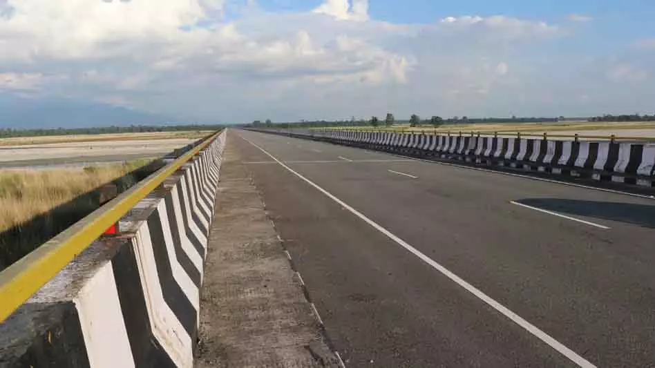 Dibang घाटी में हाईवे किनारे पिकनिक पर रोक Dibang घाटी में हाईवे किनारे पिकनिक पर रोक