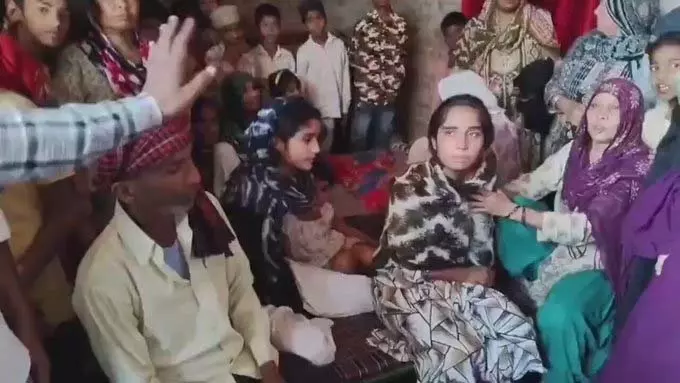 रमजान पर पति ने चाकू से किया हमला, सास-साले की मौके पर मौत रमजान पर पति ने चाकू से किया हमला, सास-साले की मौके पर मौत