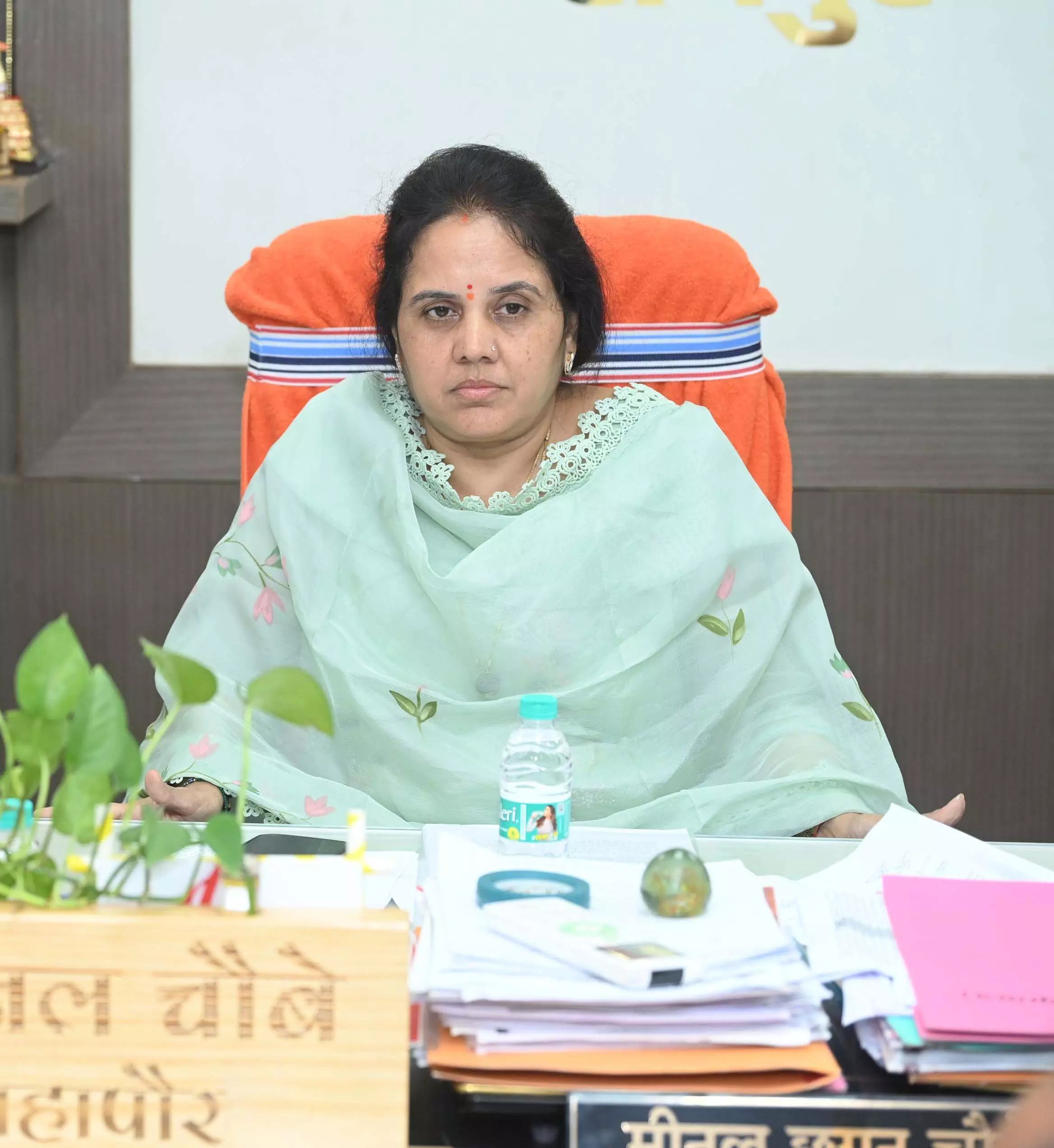 भाठागांव रोड निर्माण में देरी पर महापौर नाराज, ठेकेदार को भेजा नोटिस भाठागांव रोड निर्माण में देरी पर महापौर नाराज, ठेकेदार को भेजा नोटिस