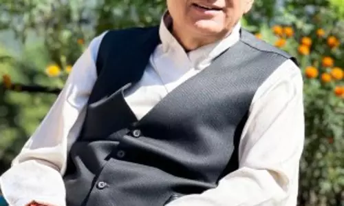 Sikkim: सीपी शर्मा को साहित्य अकादमी पुरस्कार के लिए नामित किया गया Sikkim: सीपी शर्मा को साहित्य अकादमी पुरस्कार के लिए नामित किया गया