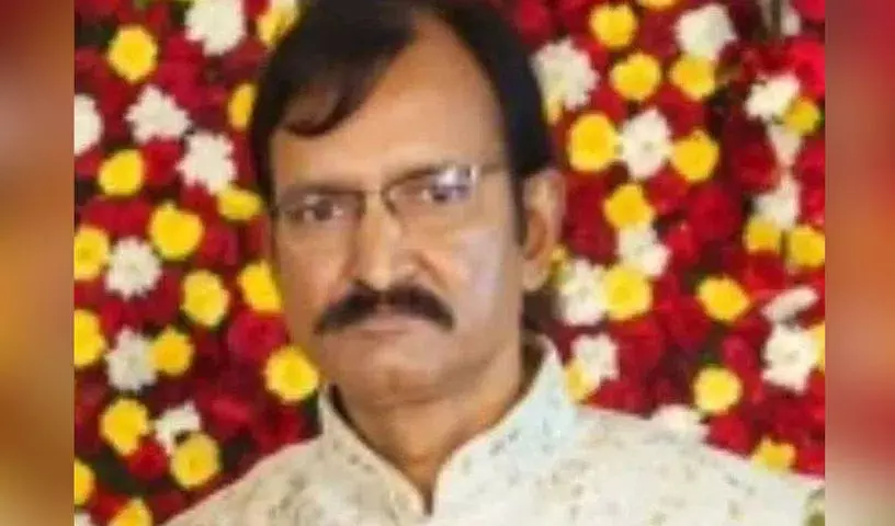 Khammam में रिटायरमेंट के फ़ायदों का इंतज़ार करते हुए एक और रिटायर्ड कर्मचारी की मौत Khammam में रिटायरमेंट के फ़ायदों का इंतज़ार करते हुए एक और रिटायर्ड कर्मचारी की मौत